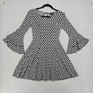 My Michelle SMALL Fit Flare Tiered Bell Sleeve Dress Womens Mod Retro Geometric